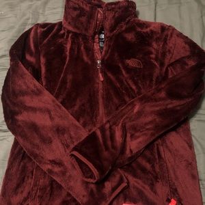 NWT WOMENS NORTH FACE FUZZY JACKET